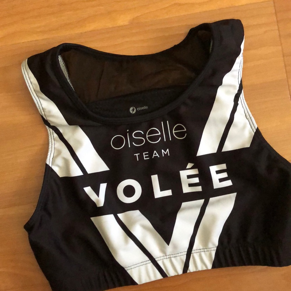Oiselle Volee crop